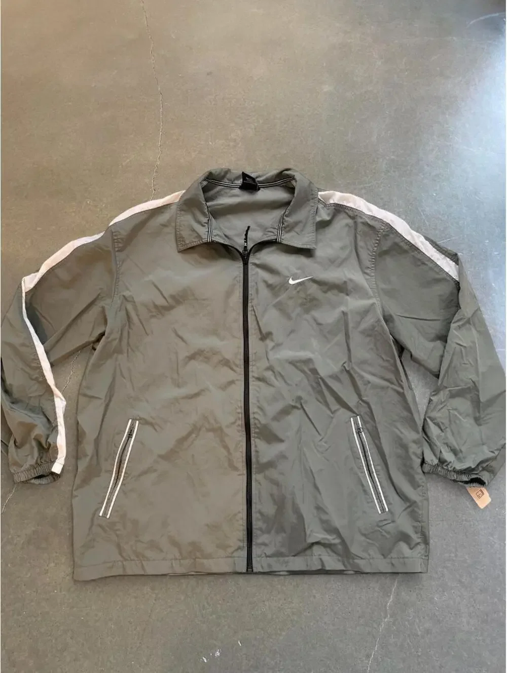 Nike Men's WindBreaker Size XL